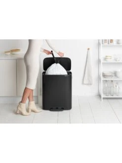 Brabantia Bo 60-Litre Pedal Bin – Black 11 Brabantia Bo 60-Litre Pedal Bin – Black -Oleu Furniture Shop PQUNV SQ5 0000004004 MATT BLACK SLd3