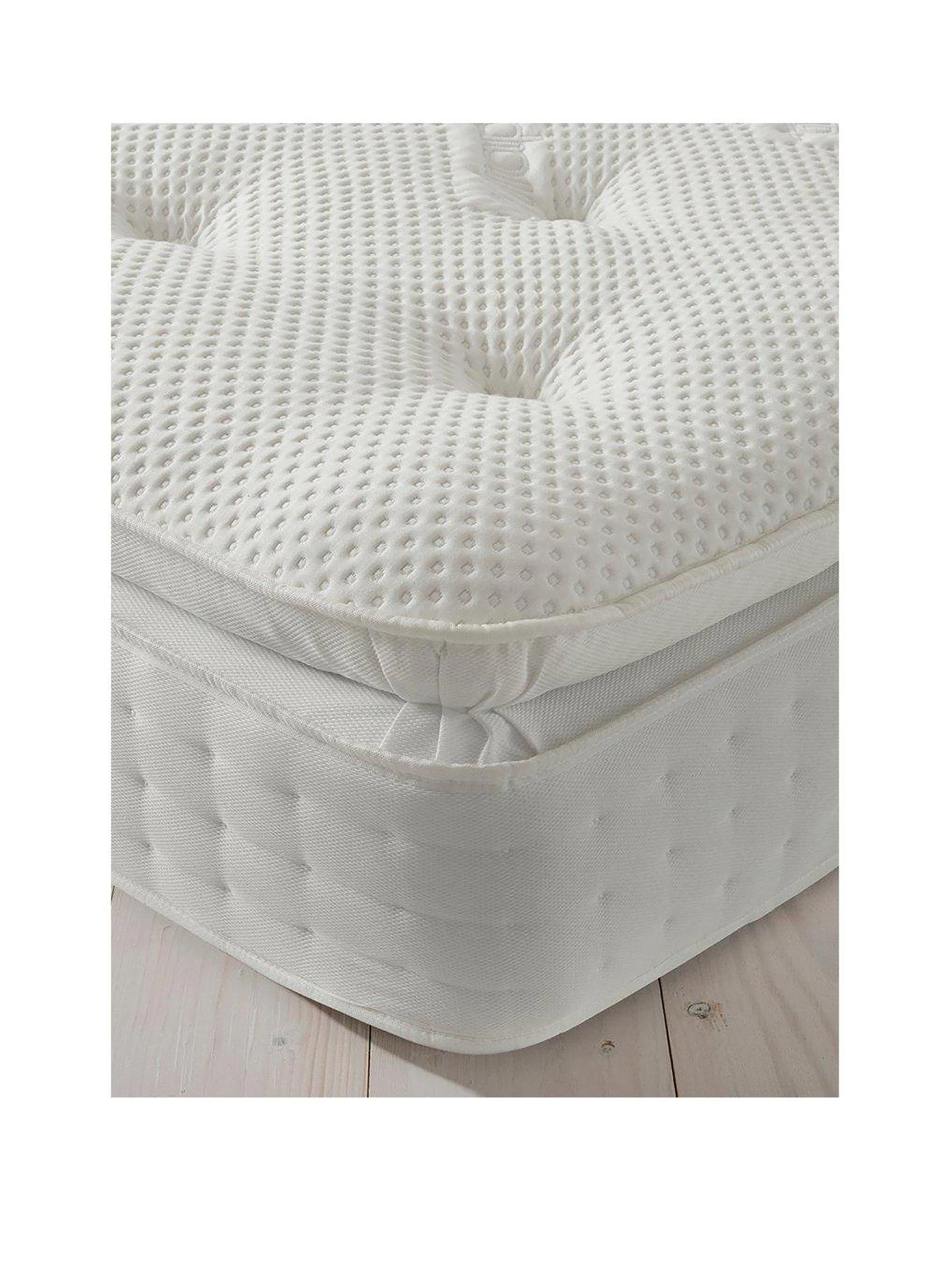 Silentnight Chloe Geltex 2800 Pocket Pillowtop Mattress - Medium Soft 3 Silentnight Chloe Geltex 2800 Pocket Pillowtop Mattress - Medium Soft