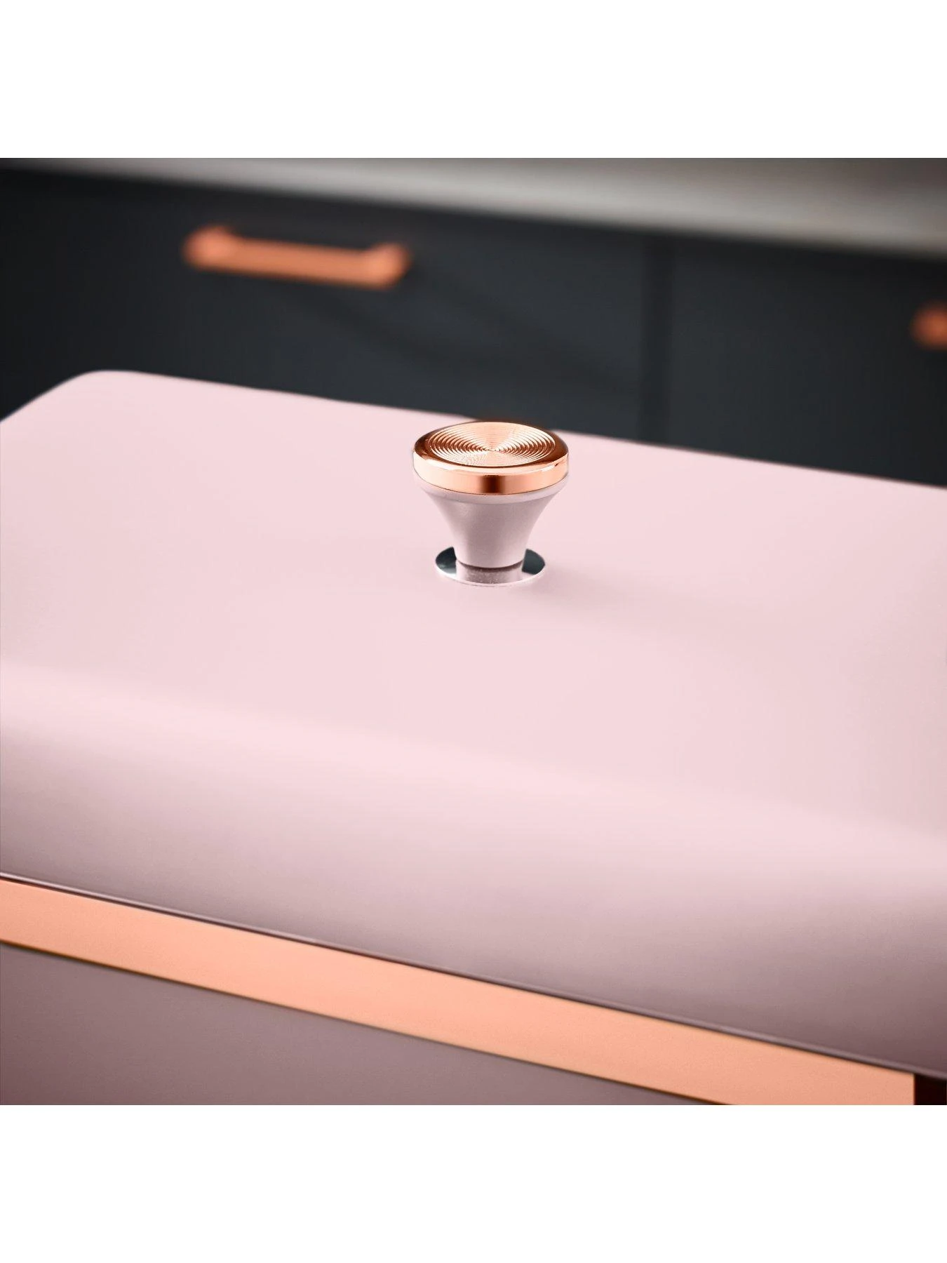 Tower Cavaletto Bread Bin - Pink 6 Tower Cavaletto Bread Bin - Pink - Image 4