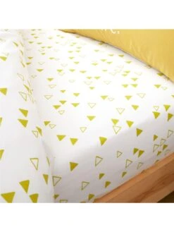 Catherine Lansfield Giraffe Double Fitted Sheet - Yellow