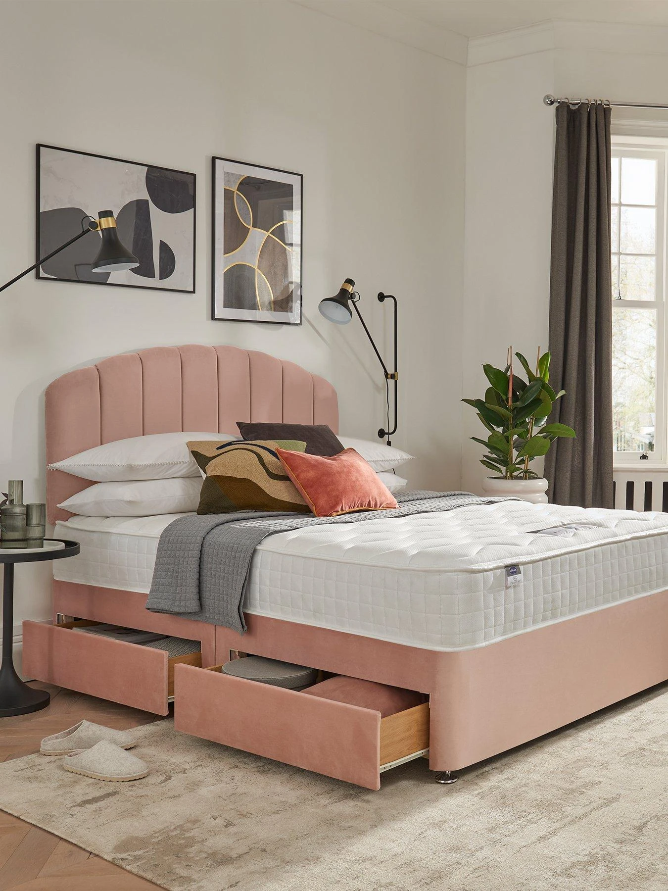 Silentnight Ava Velvet Upholstered Headboard 4 Silentnight Ava Velvet Upholstered Headboard - Image 2