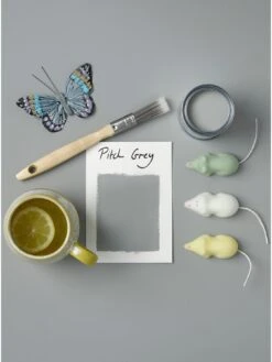 Rust-Oleum Chalky Finish 750 Ml Furniture Paint – Pitch Grey -Oleu Furniture Shop RUNFR SQ4 0000015053 PITCH GREY SLd1