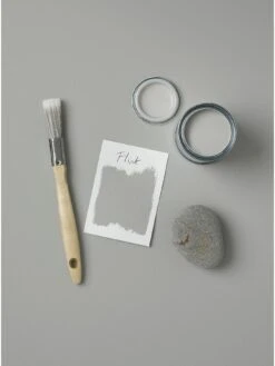 Rust-Oleum Matt Finish 750 Ml Furniture Paint – Flint -Oleu Furniture Shop RUNMG SQ4 0000000666 FLINT SLd1