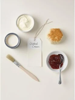 Rust-Oleum Satin Finish 750 Ml Furniture Paint – Clotted Cream -Oleu Furniture Shop RUTYJ SQ4 0000015059 CLOTTED CREAM SLd1