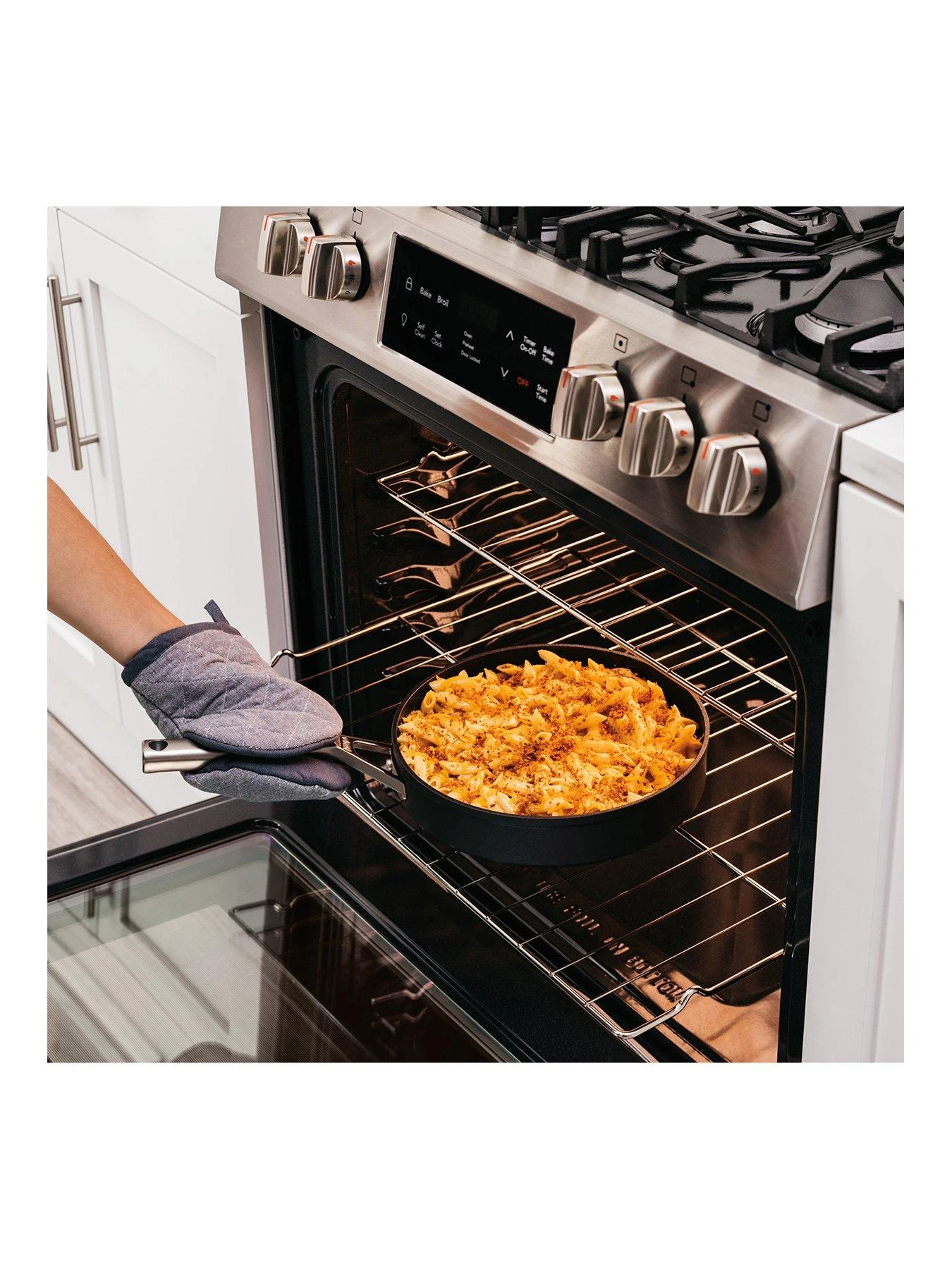 NINJA Foodi ZEROSTICK 26cm Saute Pan With Lid, Non Stick - C30126UK 5 NINJA Foodi ZEROSTICK 26cm Saute Pan With Lid, Non Stick - C30126UK - Image 3