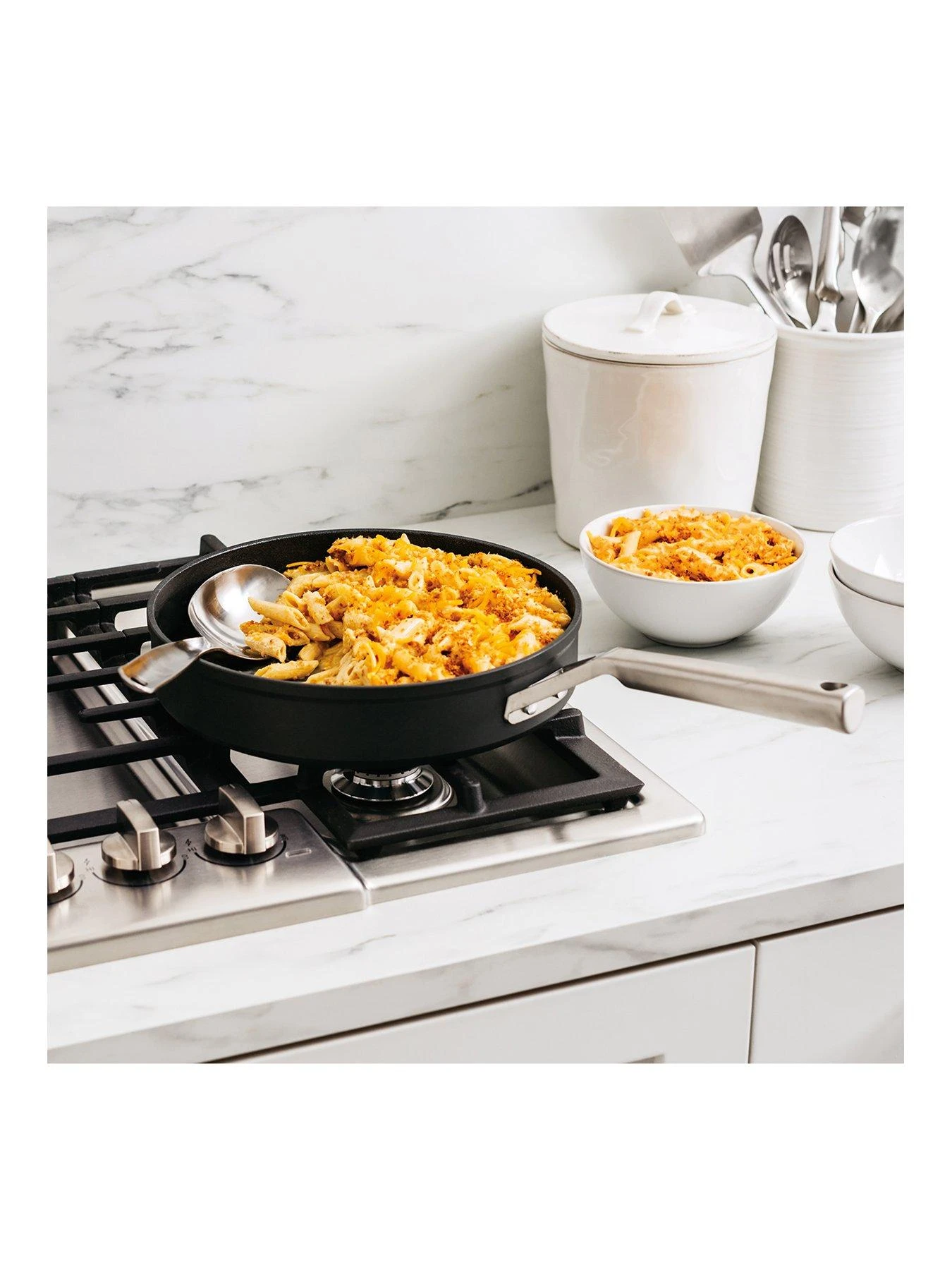 NINJA Foodi ZEROSTICK 26cm Saute Pan With Lid, Non Stick - C30126UK 7 NINJA Foodi ZEROSTICK 26cm Saute Pan With Lid, Non Stick - C30126UK - Image 5