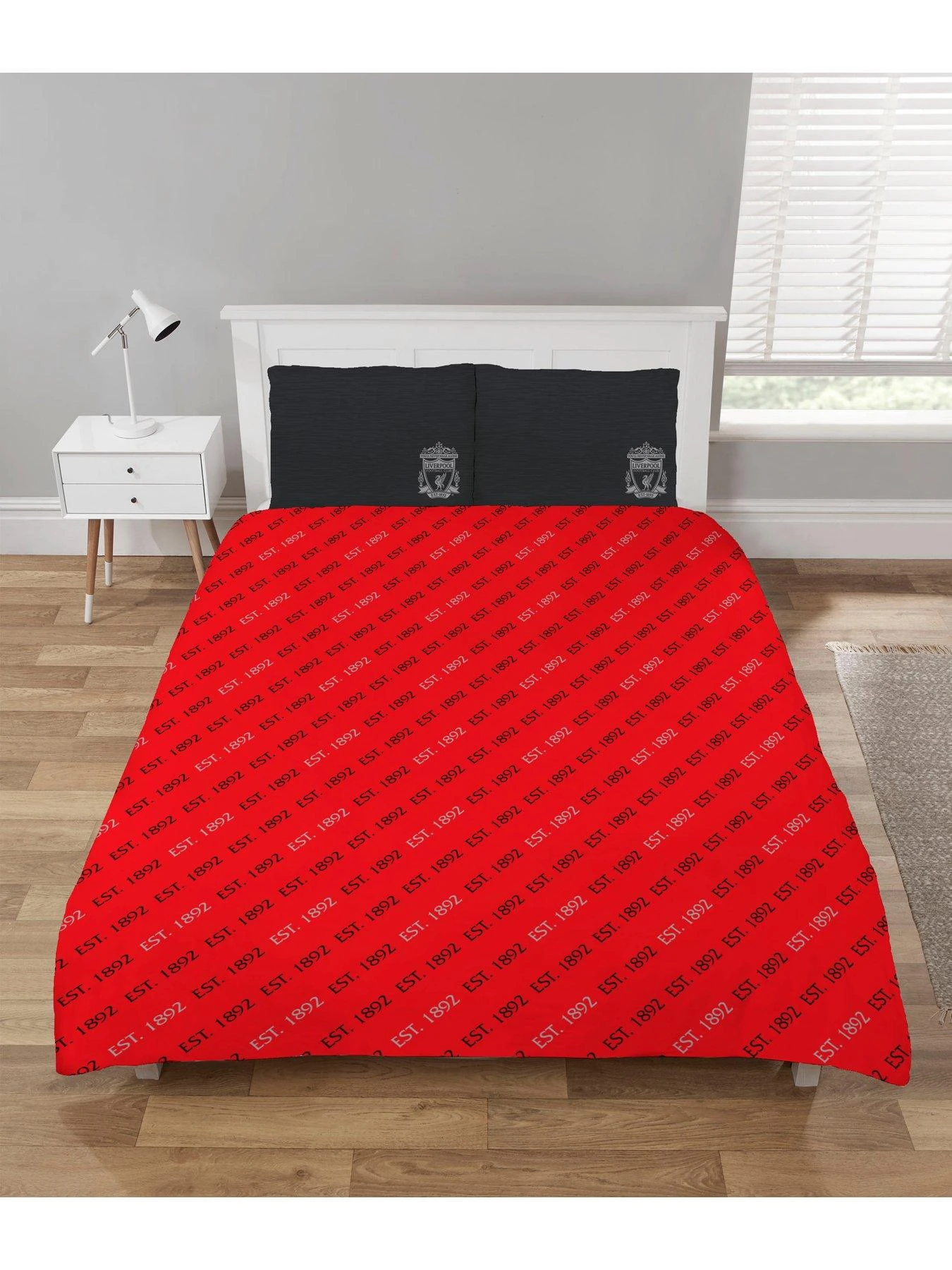 Liverpool FC Liverpool Est.1892 Duvet Set - Multi 5 Liverpool FC Liverpool Est.1892 Duvet Set - Multi - Image 3