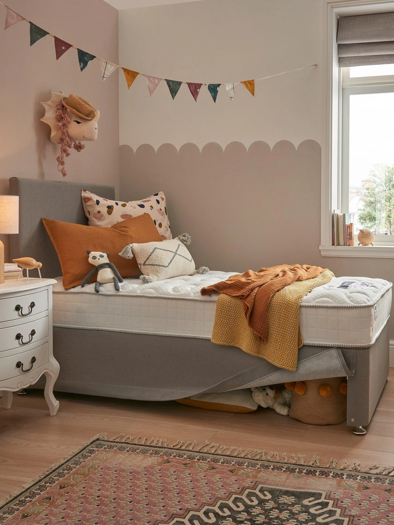 Silentnight Kids Premium Comfort Memory Mattress - Medium Firm 3 Silentnight Kids Premium Comfort Memory Mattress - Medium Firm