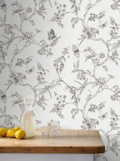 Superfresco Easy Nature Trail White Mica Wallpaper