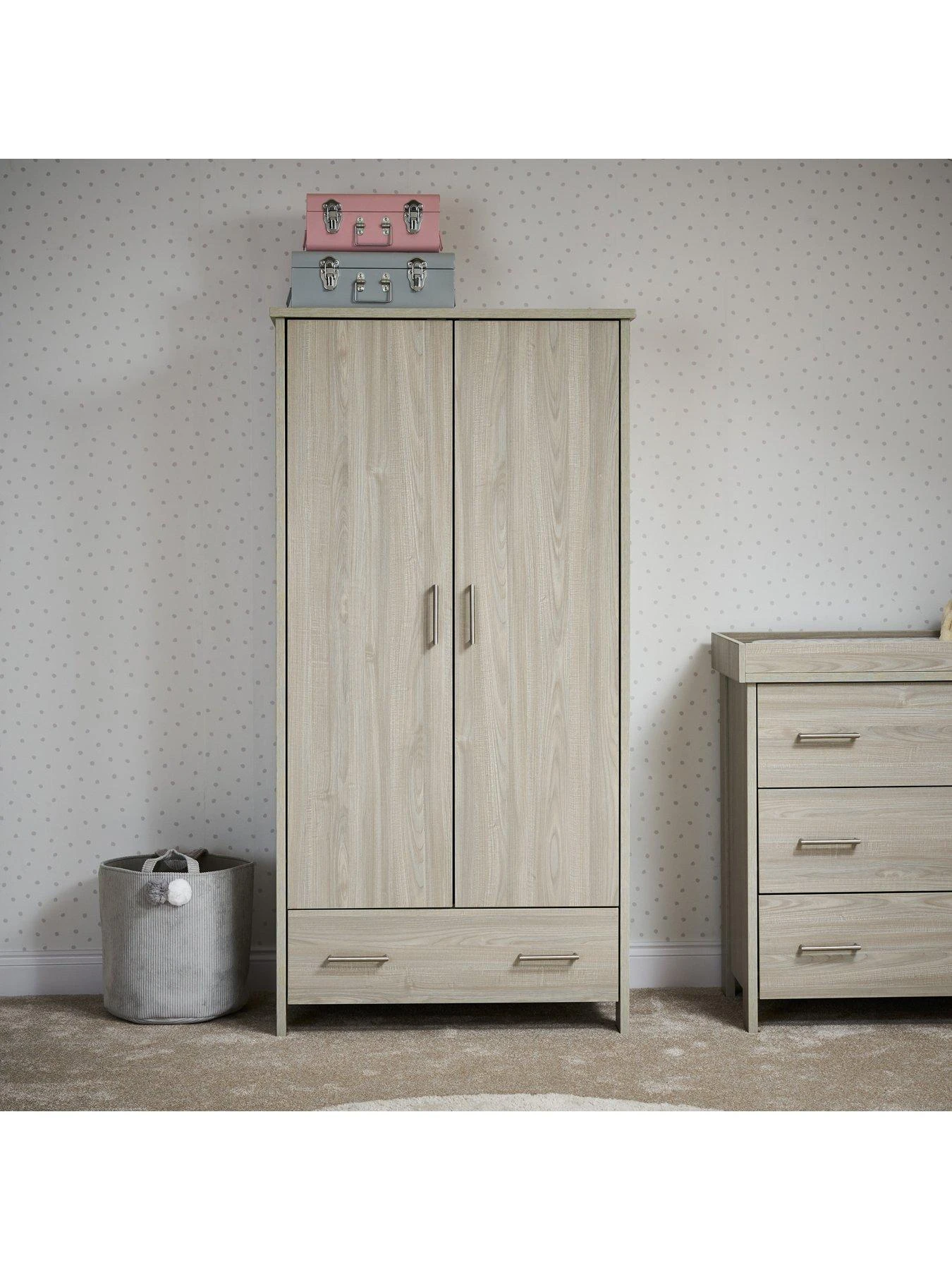 Obaby Nika Mini 3 Piece Room Set - Grey Wash 7 Obaby Nika Mini 3 Piece Room Set - Grey Wash - Image 5