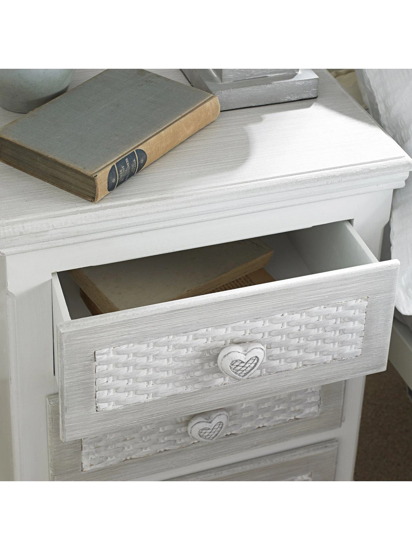 LPD Furniture Brittany 3 Drawer Bedside Table 5 LPD Furniture Brittany 3 Drawer Bedside Table - Image 3