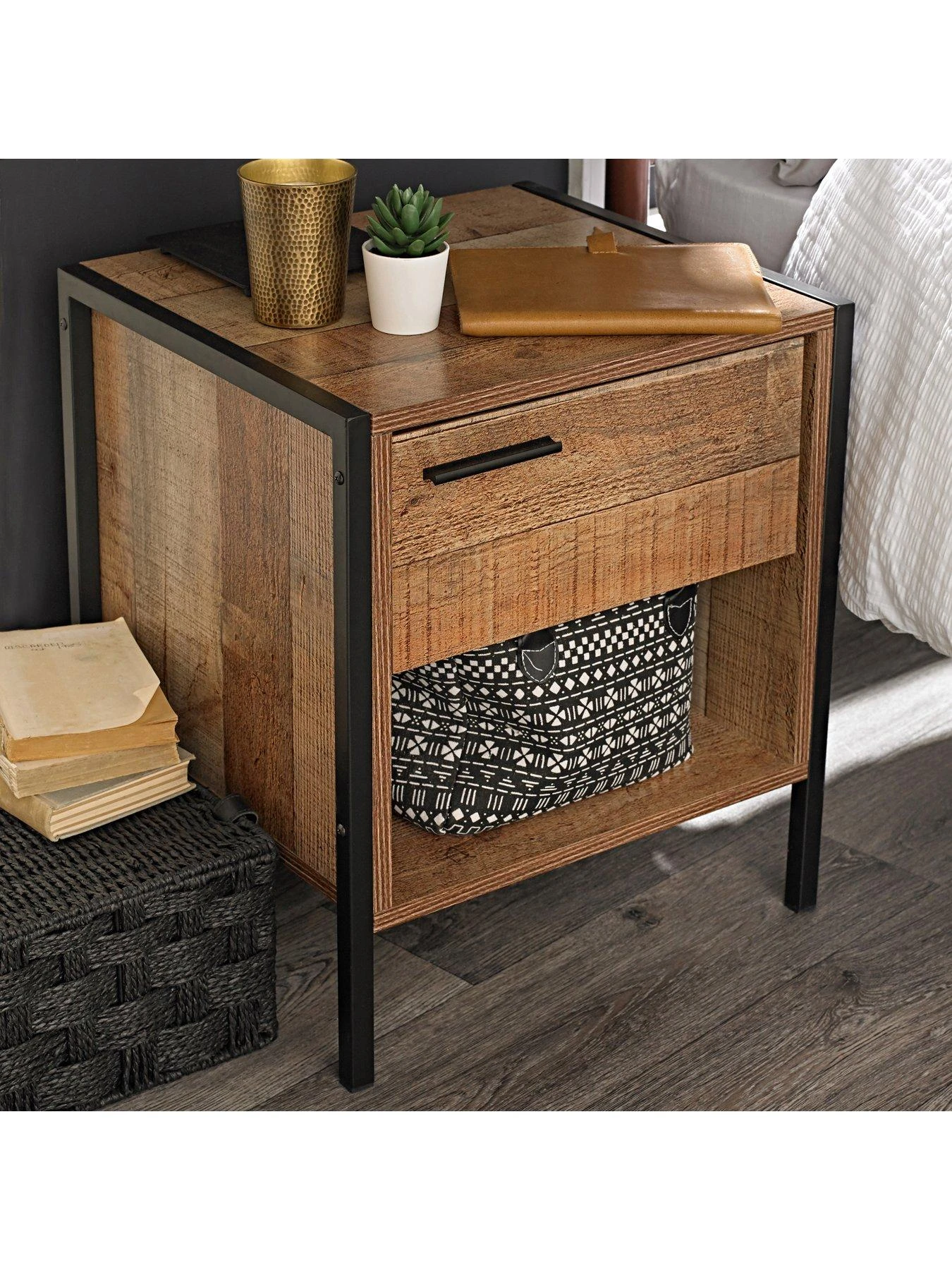 LPD Furniture Hoxton Bedside Cabinet 3 LPD Furniture Hoxton Bedside Cabinet