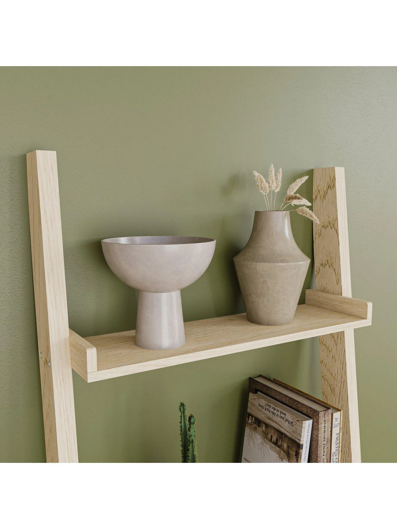 Vida Designs York 5 Tier Ladder Bookcase - Pine 6 Vida Designs York 5 Tier Ladder Bookcase - Pine - Image 4