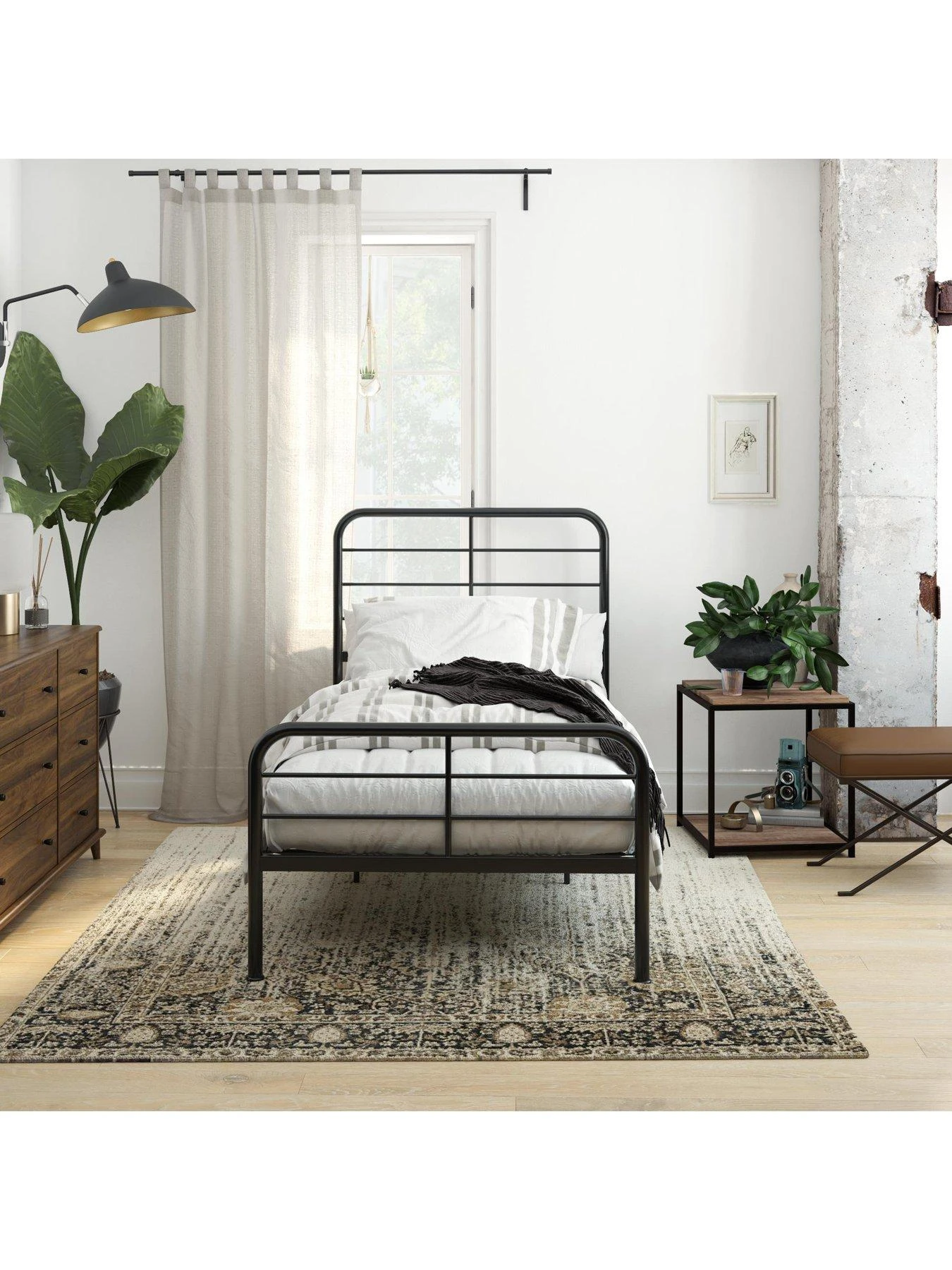 Queer Eye Millie Metal Bed 4 Queer Eye Millie Metal Bed - Image 2