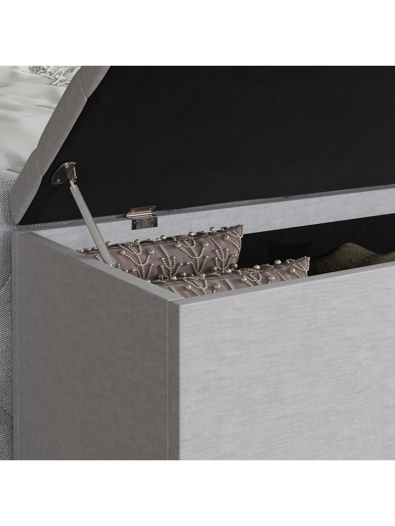 Vida Designs Valencia Fabric Storage Ottoman - Light Grey 8 Vida Designs Valencia Fabric Storage Ottoman - Light Grey - Image 6