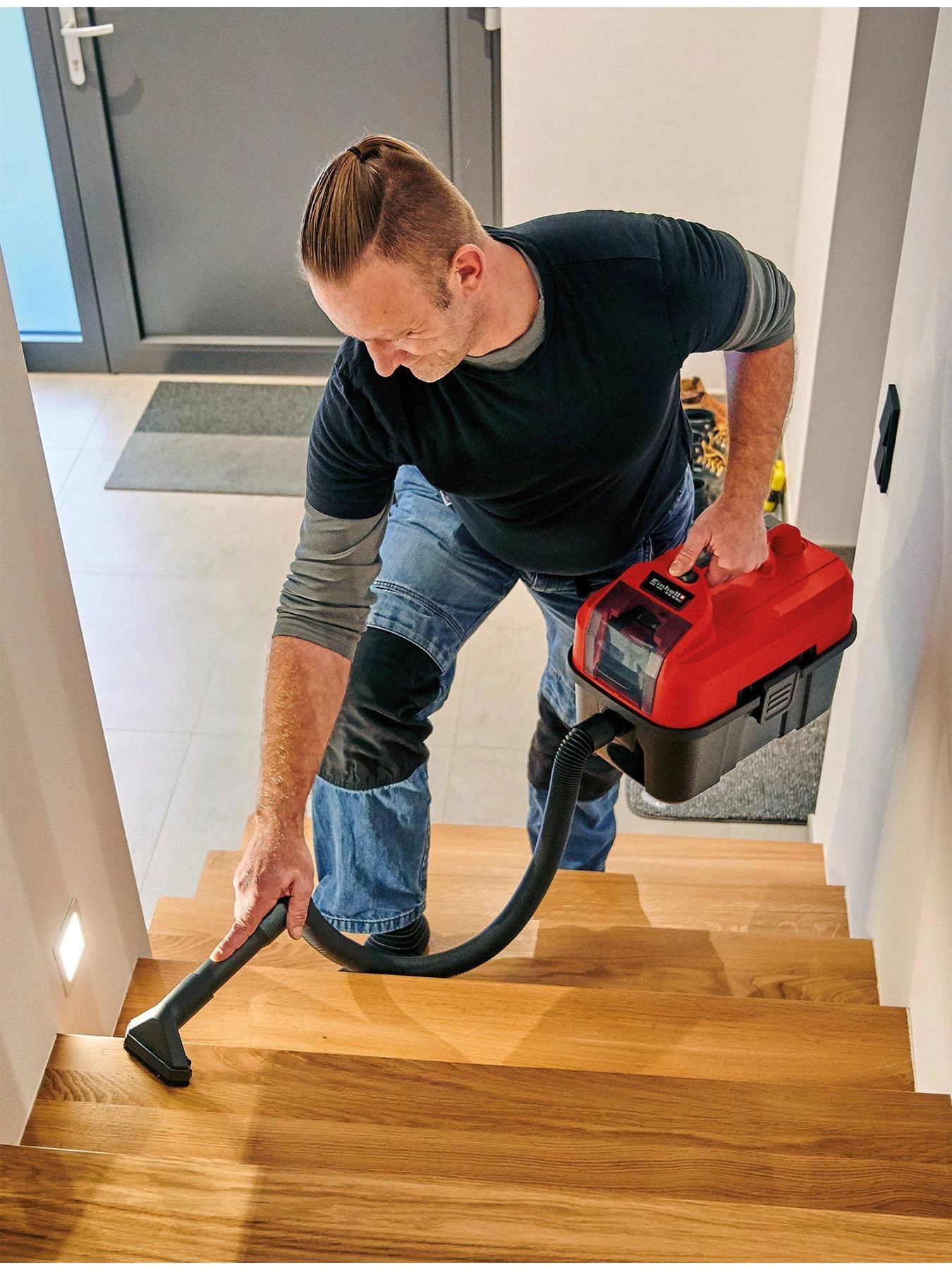 Einhell PXC 10L Cordless Wet And Dry Vac - TE-VC 18/10 Li Solo (18V Without Battery) 4 Einhell PXC 10L Cordless Wet And Dry Vac - TE-VC 18/10 Li Solo (18V Without Battery) - Image 2