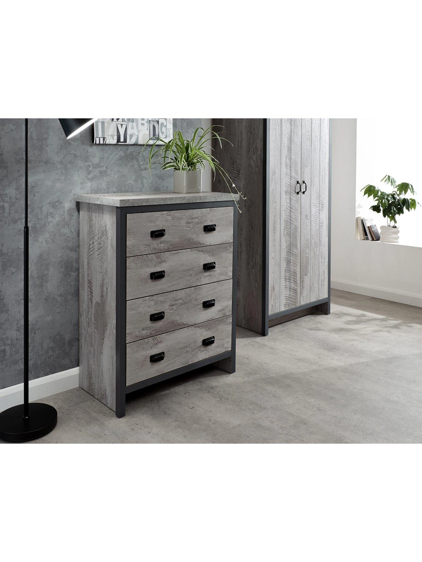 GFW Boston 3 Piece Package - 2 Door Wardrobe, 4 Drawer Chest, Bedside Chest - Grey 6 GFW Boston 3 Piece Package - 2 Door Wardrobe, 4 Drawer Chest, Bedside Chest - Grey - Image 4