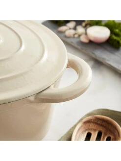 Tower Barbary & Oak Cast Iron 29 Cm Oval Casserole - Camembert Cream -Oleu Furniture Shop V9CKT SQ3 0000000067 CREAM SLd1
