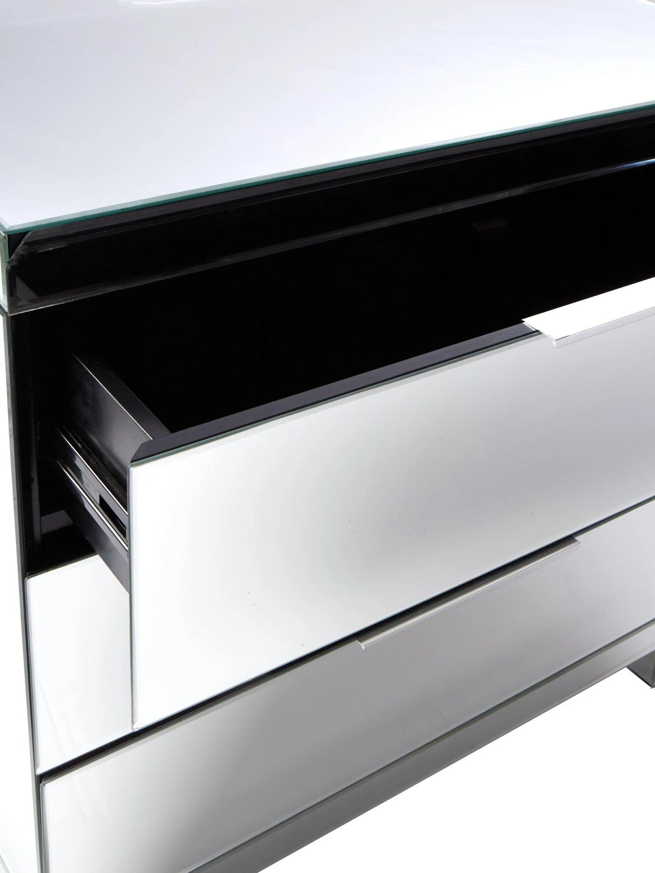 Rialto Mirrored 3 Drawer Chest 7 Rialto Mirrored 3 Drawer Chest - Image 5