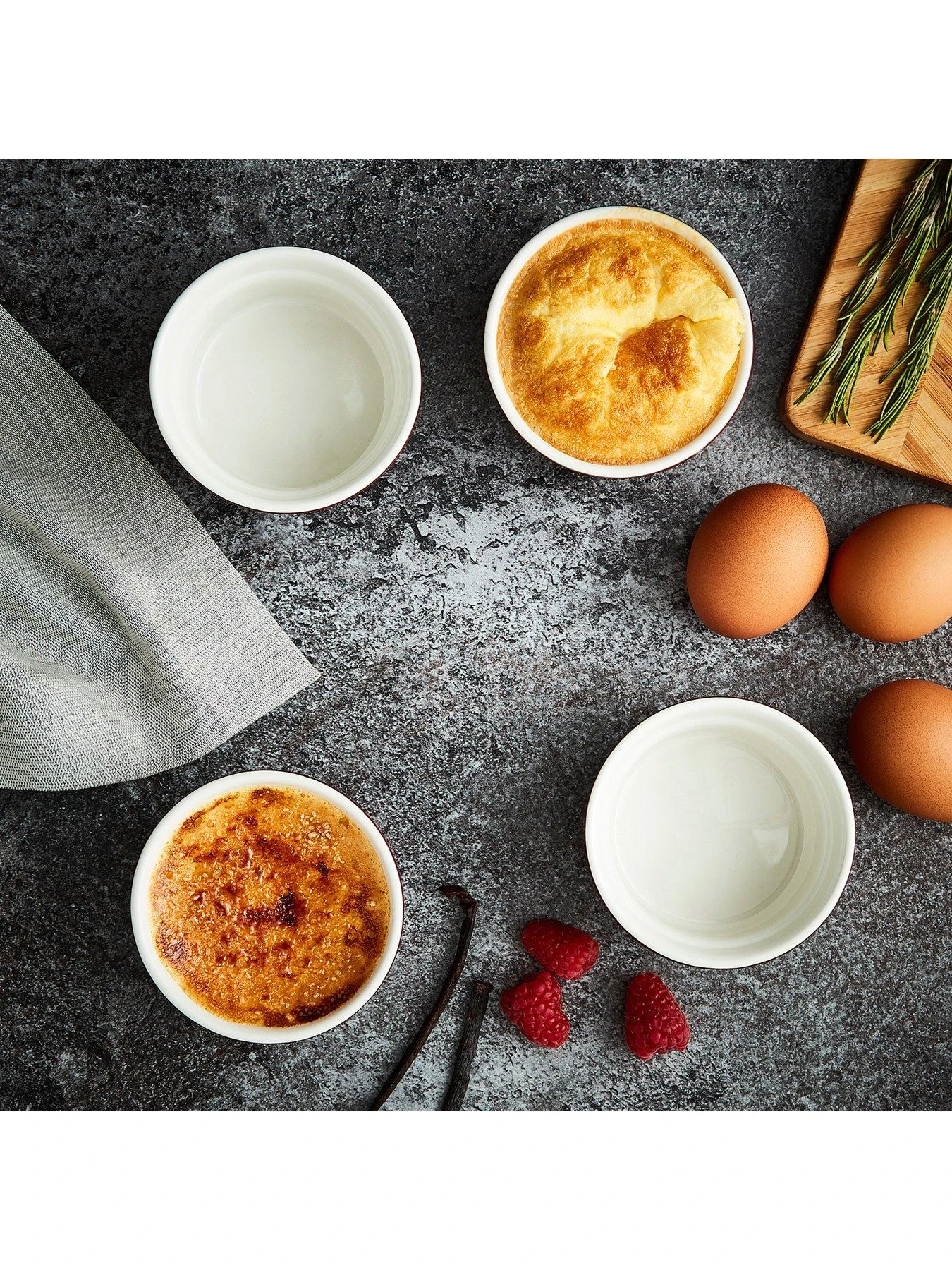 Tower Barbary & Oak By Tower Set Of 4 Ramekins Stoneware - Bordeaux Red 9 Tower Barbary & Oak By Tower Set Of 4 Ramekins Stoneware - Bordeaux Red - Image 7