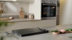 Joseph Joseph Large Cut & Carve Plus – Red -Oleu Furniture Shop VAYVE SQ8 0000000099 N A DVvL