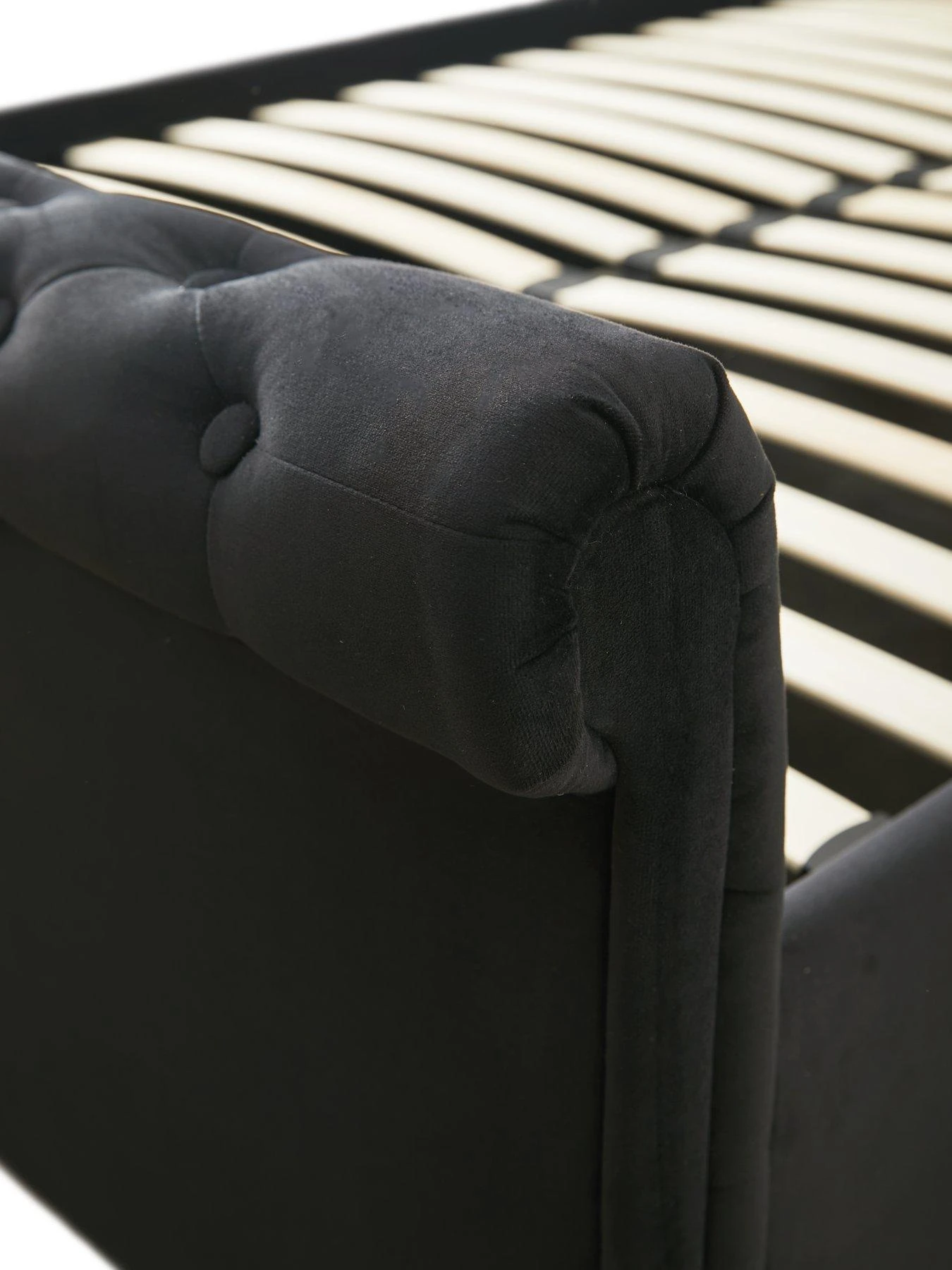 Aspire Chesterfield Ottoman Storage Bed 6 Aspire Chesterfield Ottoman Storage Bed - Image 4