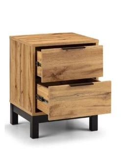 Julian Bowen Bali 2 Drawer Bedside -Oleu Furniture Shop VBYD5 SQ4 0000000006 OAK SLd