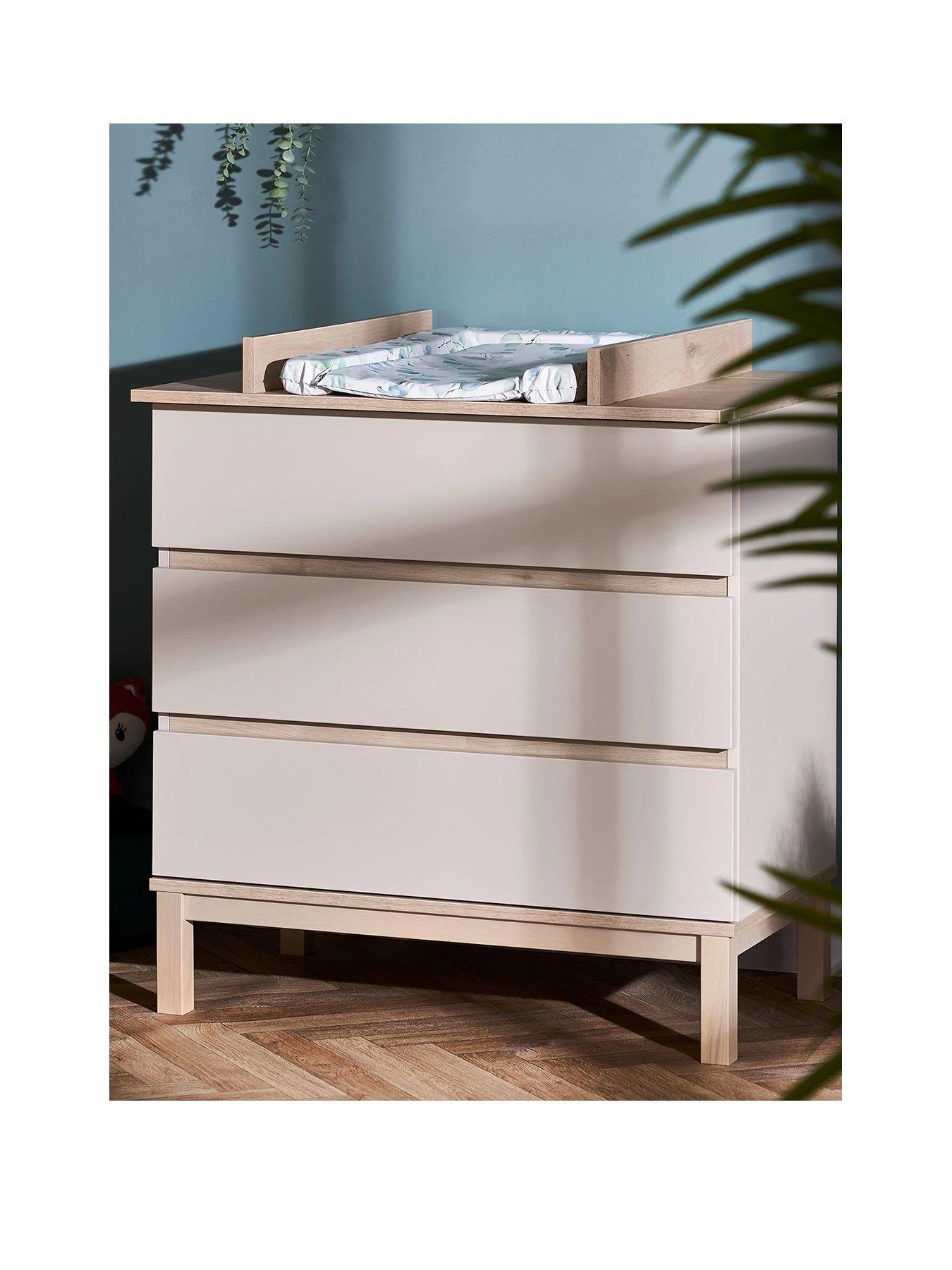 Obaby Astrid Mini 2 Piece Furniture Set - Satin 5 Obaby Astrid Mini 2 Piece Furniture Set - Satin - Image 3