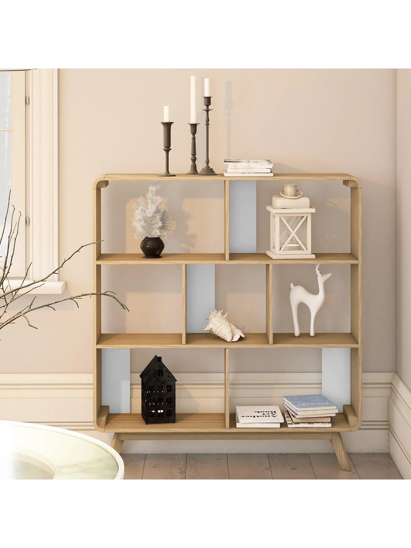 Cassie Display Unit 3 Cassie Display Unit