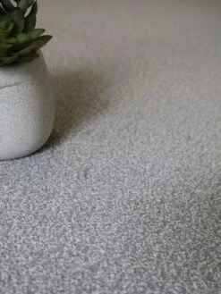 Spirit 19 Mm Carpet In Silver