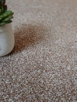 Marine 10 Mm Carpet - Caramel