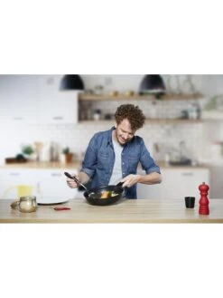 Tefal Unlimited Non-Stick Aluminium Induction Compatible 32 Cm Frying Pan 12 Tefal Unlimited Non-Stick Aluminium Induction Compatible 32 Cm Frying Pan -Oleu Furniture Shop VLJP4 SQ4 0000000088 NO COLOR SLd2