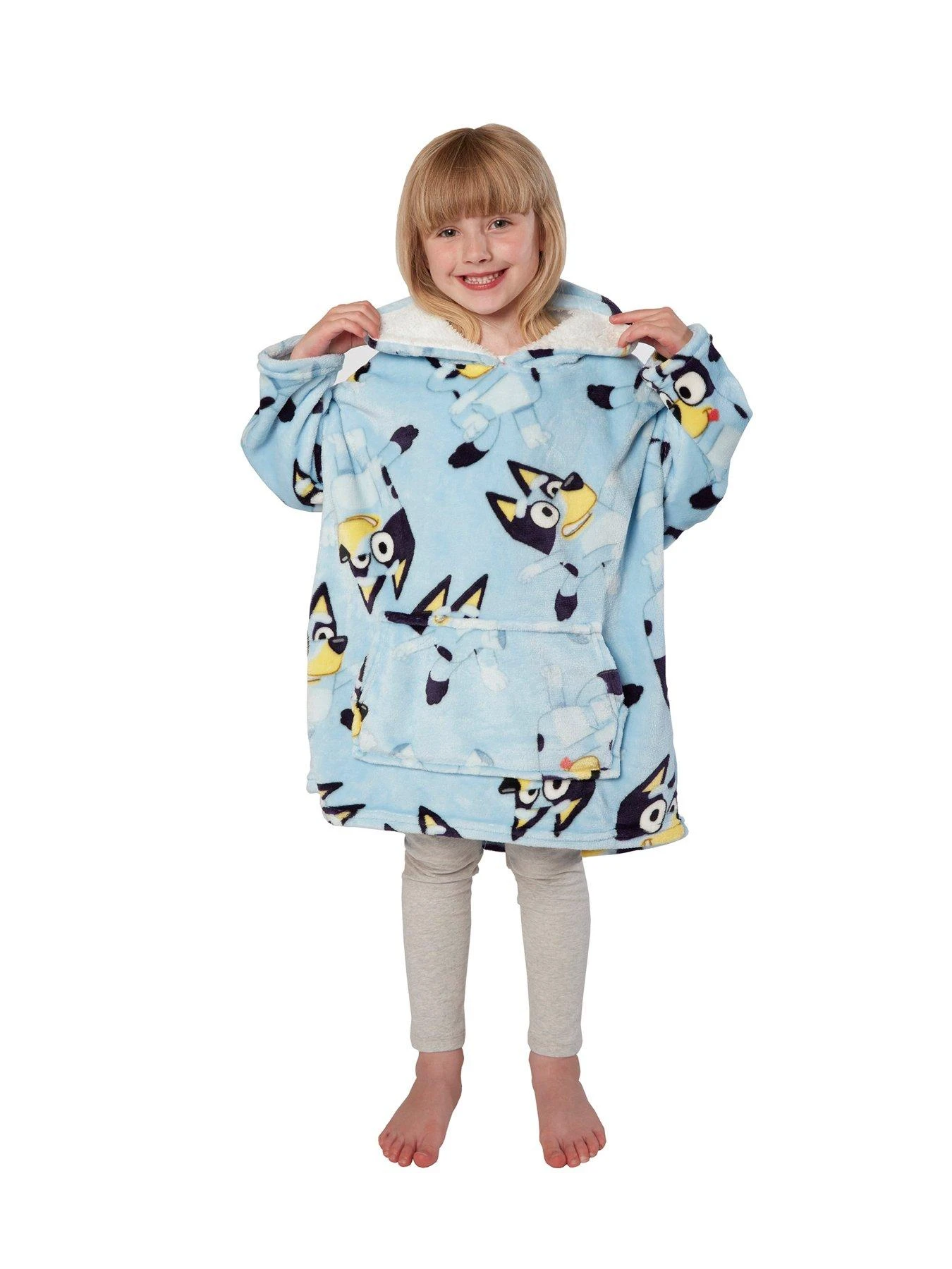 Bluey Wearable Hooded Blanket - Small 9 Bluey Wearable Hooded Blanket - Small - Image 7
