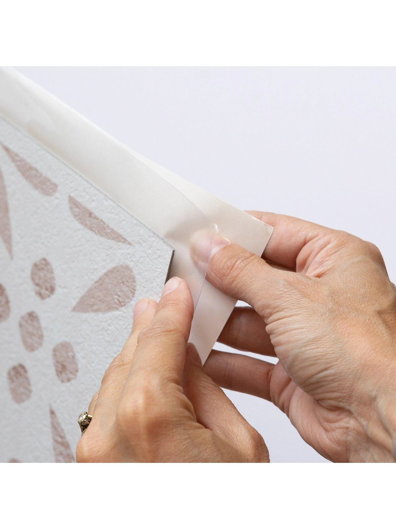 D-C-Fix Vintage Flowers Dc Fix Self Adhesive Vinyl Wall Tiles -30.5cm X 30.5cm (pack 6 Tiles = 0.56sqm) 5 D-C-Fix Vintage Flowers Dc Fix Self Adhesive Vinyl Wall Tiles -30.5cm X 30.5cm (pack 6 Tiles = 0.56sqm) - Image 3