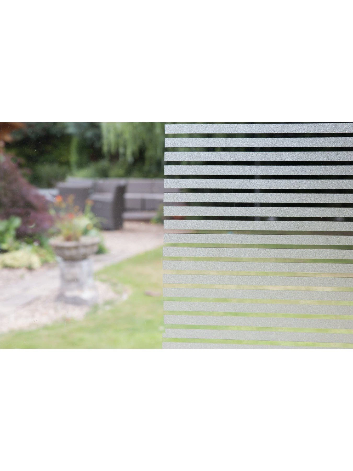 D-C-Fix Clarity Dc Fix Static Cling Window Vinyl Film For Privacy And Decoration - 45cm X 10m 6 D-C-Fix Clarity Dc Fix Static Cling Window Vinyl Film For Privacy And Decoration - 45cm X 10m - Image 4