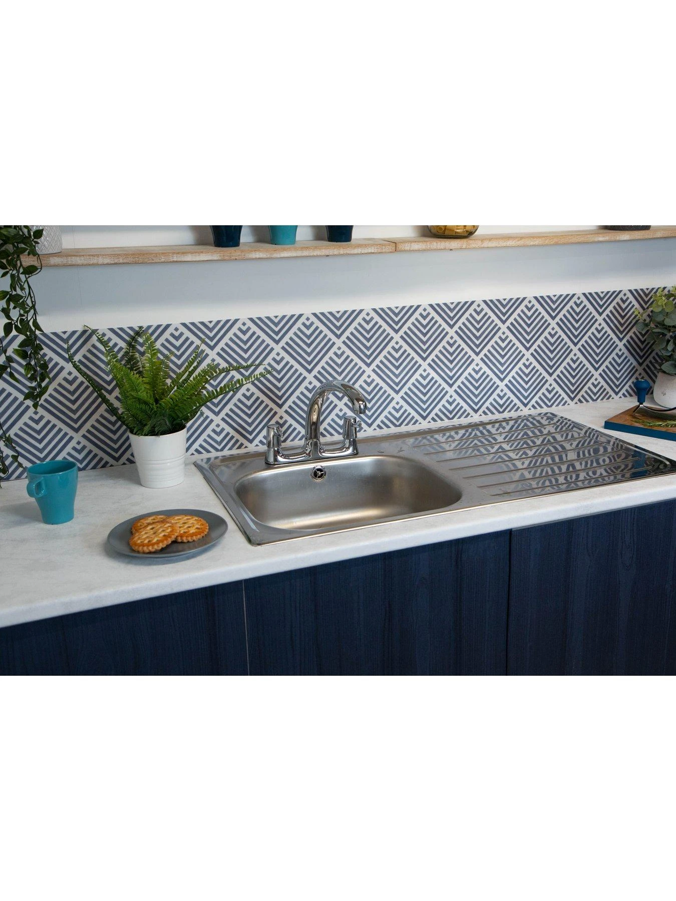 D-C-Fix Concrete White Self-Adhesive Vinyl Wrap Film – 67.5 Cm X 5 M 7 D-C-Fix Concrete White Self-Adhesive Vinyl Wrap Film – 67.5 Cm X 5 M - Image 5