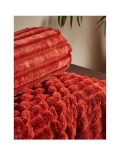 Catherine Lansfield Cosy Ribbed Soft Throw - Burnt Orange -Oleu Furniture Shop VMRQ0 SQ3 0000000537 BURNT ORANGE SLa