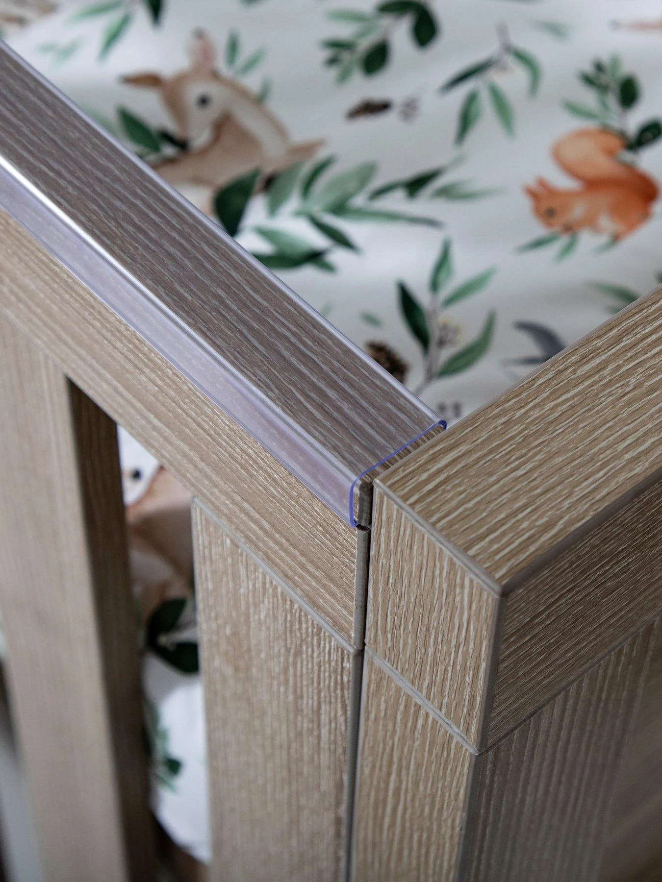 Tutti Bambini Modena 2 Piece Furniture Set - Oak (Cot Bed, Sprung Mattresss And Chest Changer) 6 Tutti Bambini Modena 2 Piece Furniture Set - Oak (Cot Bed, Sprung Mattresss And Chest Changer) - Image 4